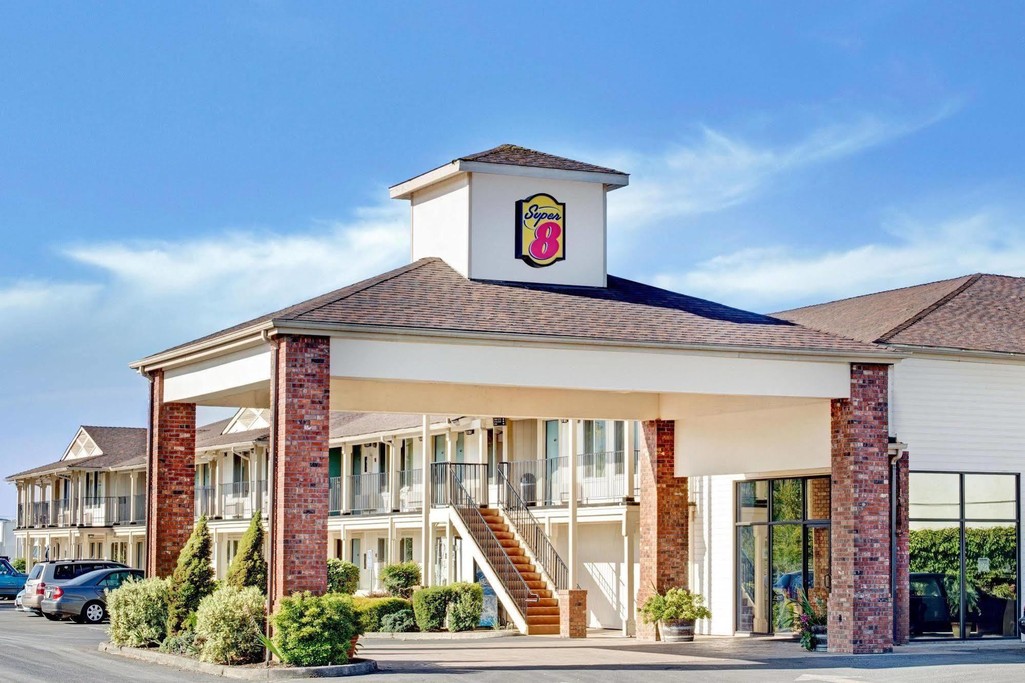 Super 8 Creswell/South Eugene Hotel Ngoại thất bức ảnh